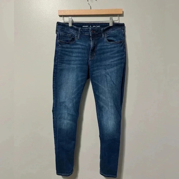 Old Navy Mid Rise Rockstar Super Skinny Short  Dark Wash Jeans - Picture 1 of 10